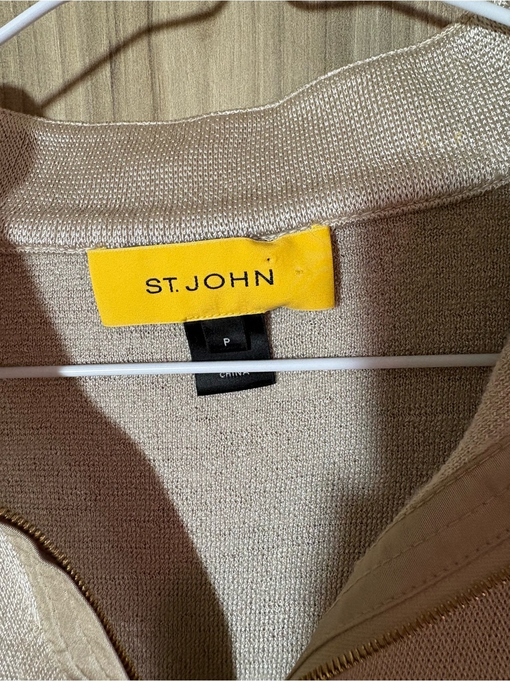 St. John authentic jacket - Picture 3 of 7